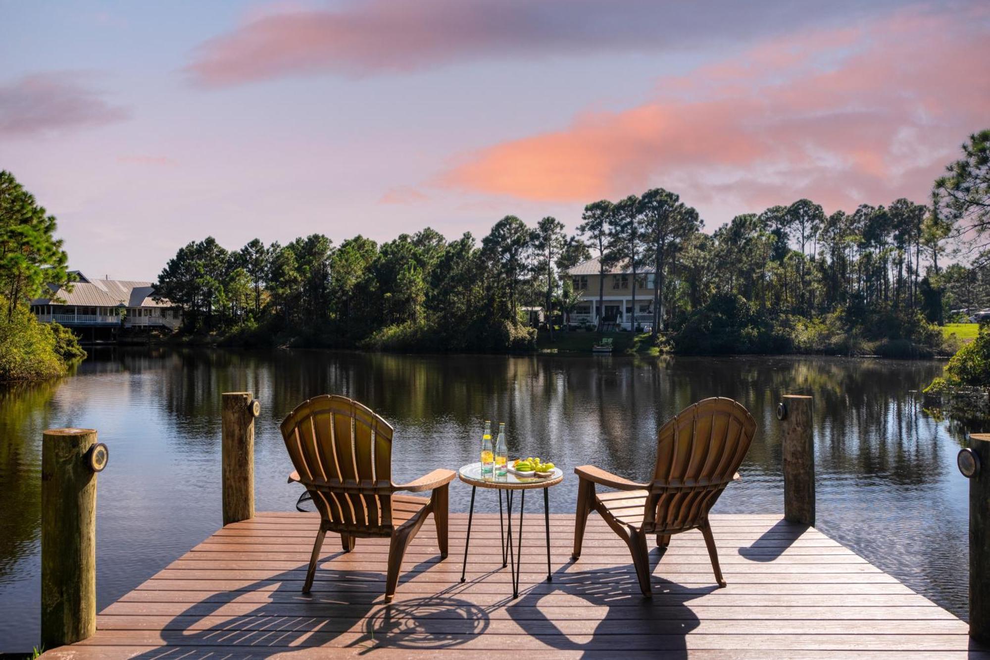 Edgewater By Avantstay Gorgeous Character Lakefront Home W Private Dock Destin Dış mekan fotoğraf